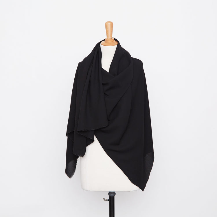 T20A00363 | Matt Crepe Viscose - view 2
