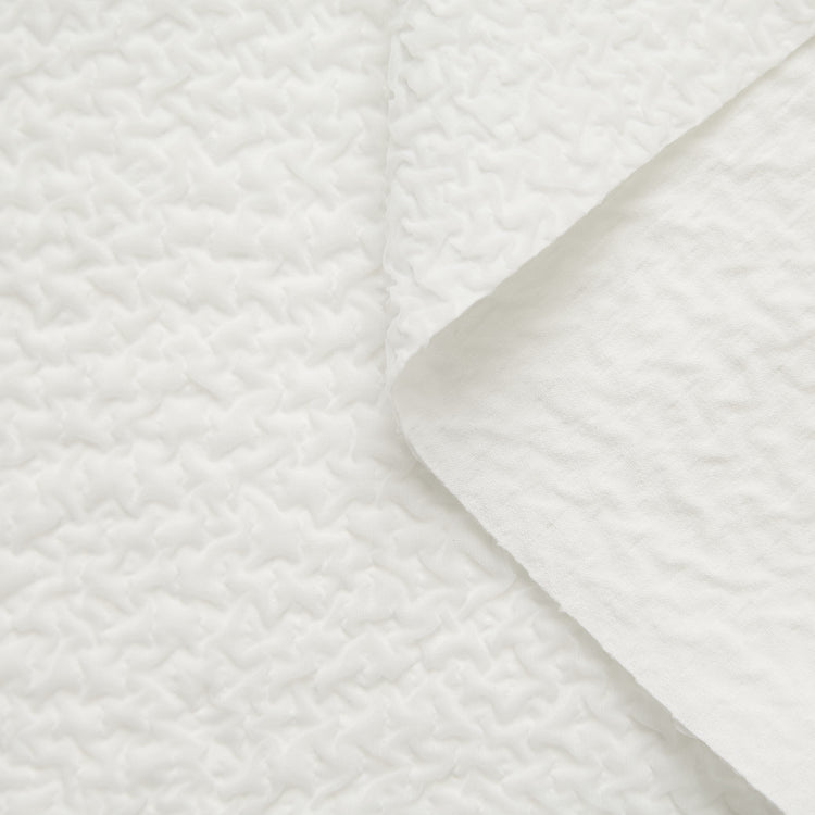 T20A00372 | Cloudy Cloque - view 1