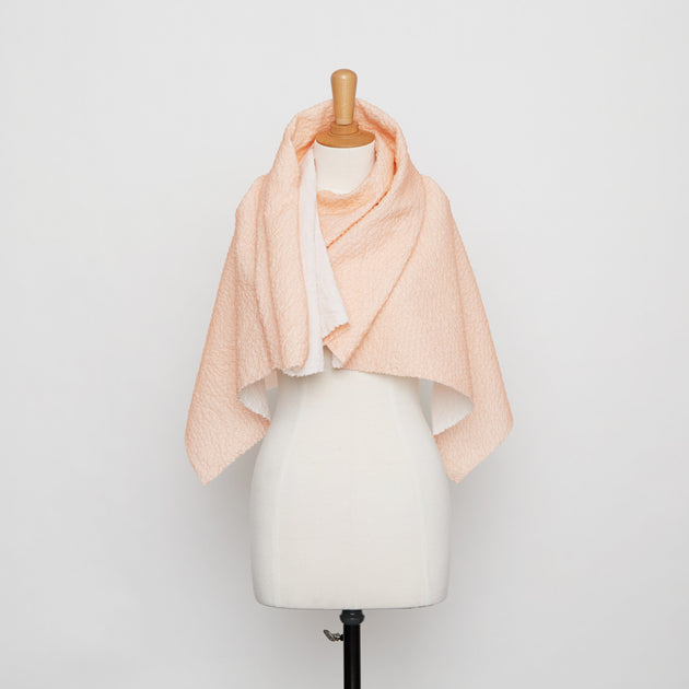 T20A00372 | Cloudy Cloque