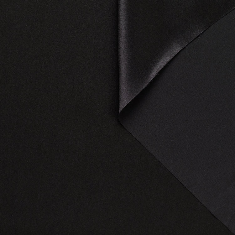 T21B00390 | Light Silk Satin - view 1