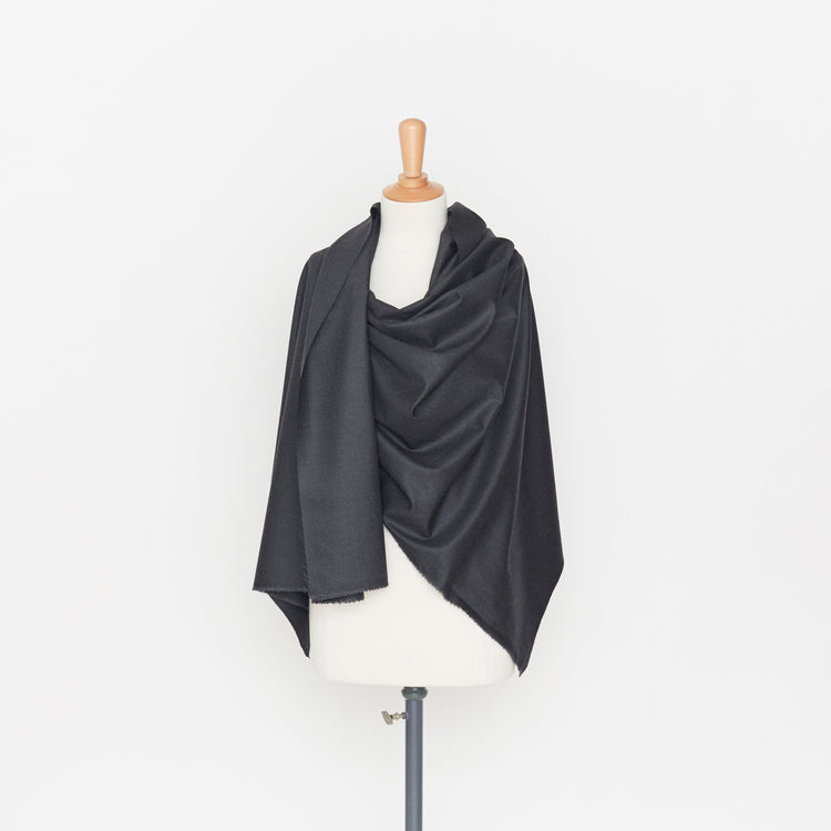 T21B00434 | Wool Flannel - view 2