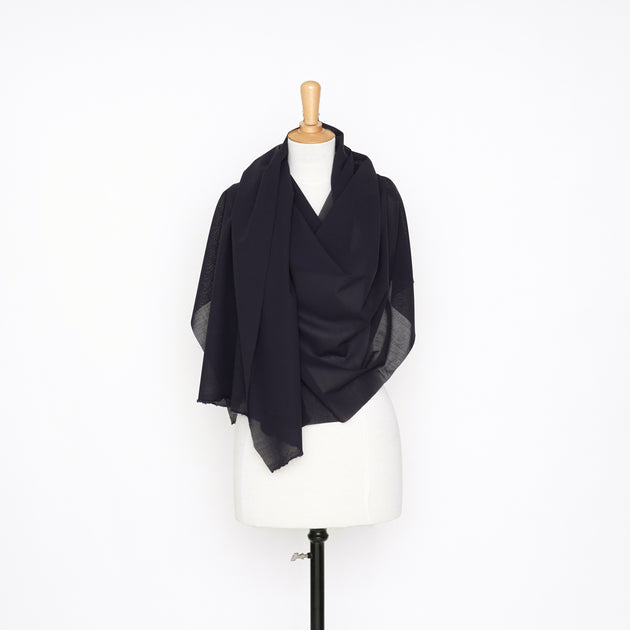 T21B00443 | Water Repellent Sheer Wool Suiting