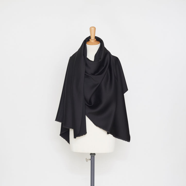 t21b00476 | Crêpe Satin - vue 2