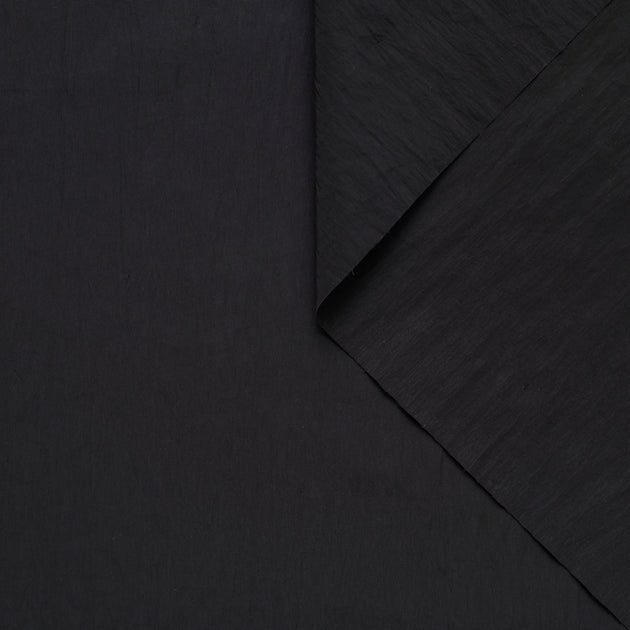 T21B00499 | Water Repellent Crinkle Taffeta