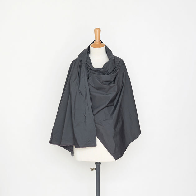 T21B00515 | Water Repellent Technical Windbreaker