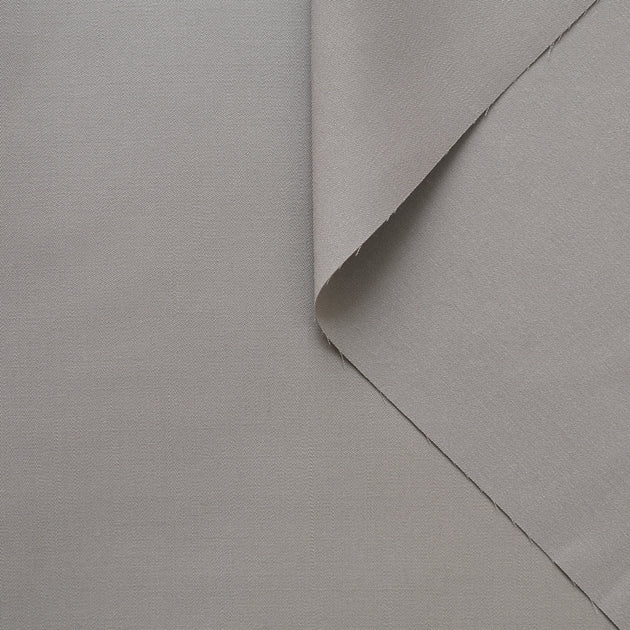 T21B00518 | Fluid Wool Suiting