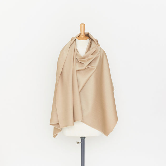 T21B00547 | Satin & Twill Double Face Wool