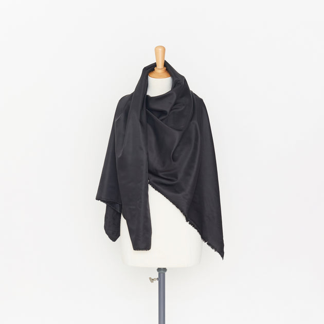 T21B00563 | Viscose & Cupro Twill Lining