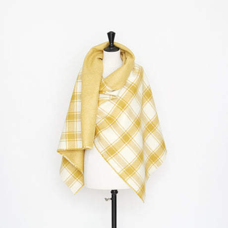  Splittable Checked Alpaca Drap