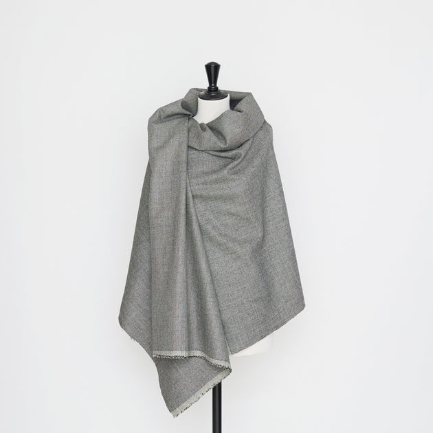 T21C00598 | Graphic Virgin Wool Suiting