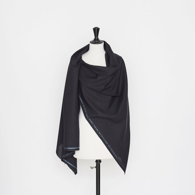 T21C00623 | Fluid Wool Suiting