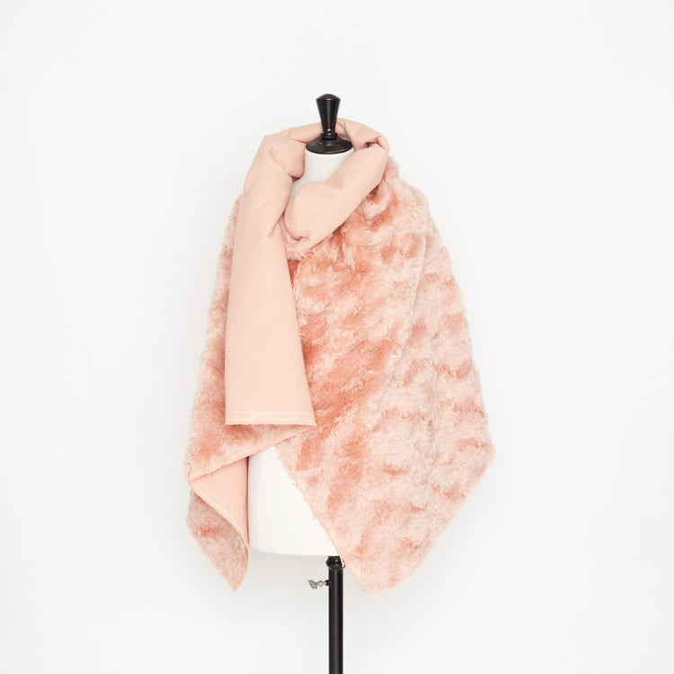 T21C00626 | Mohair Shearling - view 2