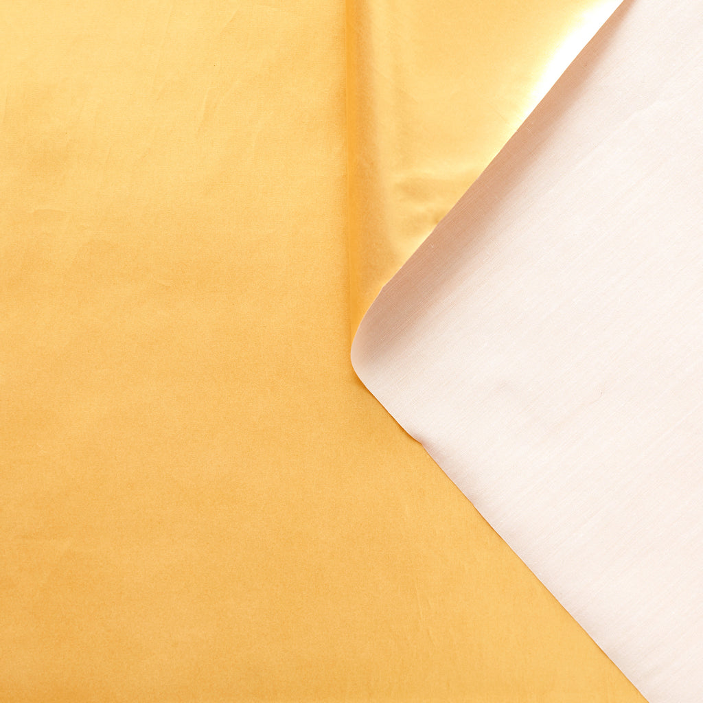 T21C00632 | Metallic Laminated Cotton
