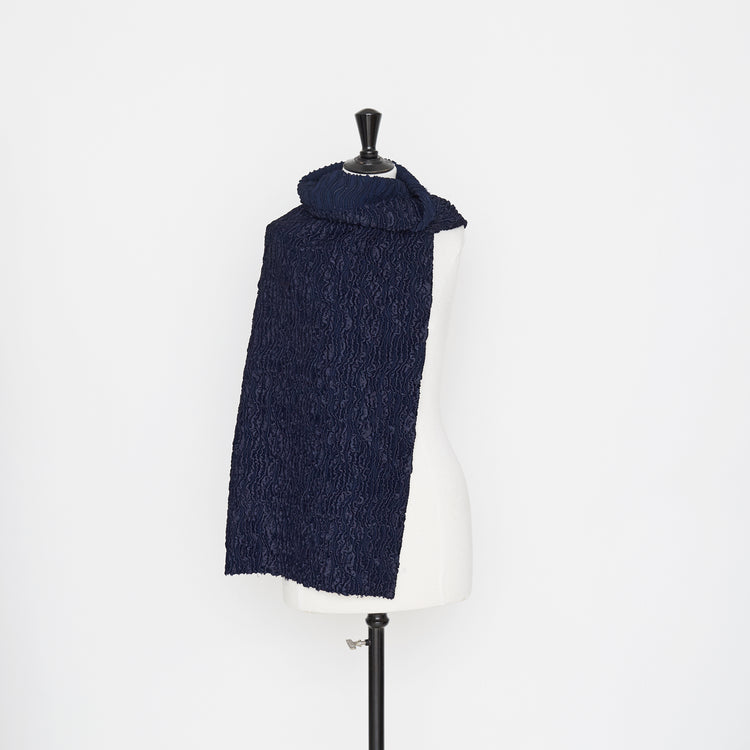 T21C00656 | Moulded Viscose Jacquard Stretch - view 2