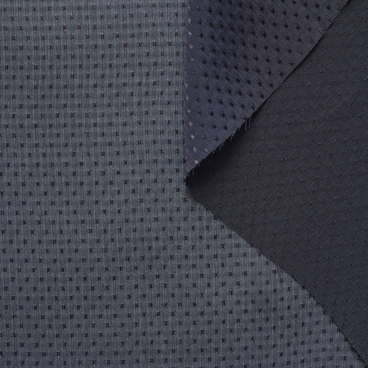 T21C00658 | Plumetis Fluid Voile - view 1