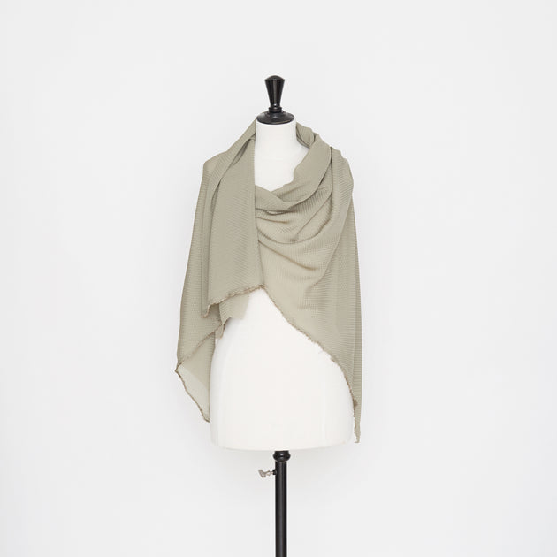 t21c00658 | Voile Fluide Plumetis
