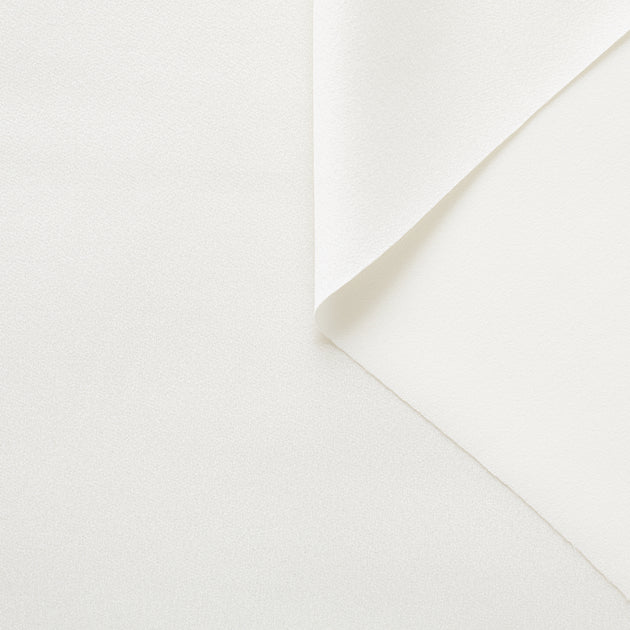 T21C00665 | Fluid Crepe Satin