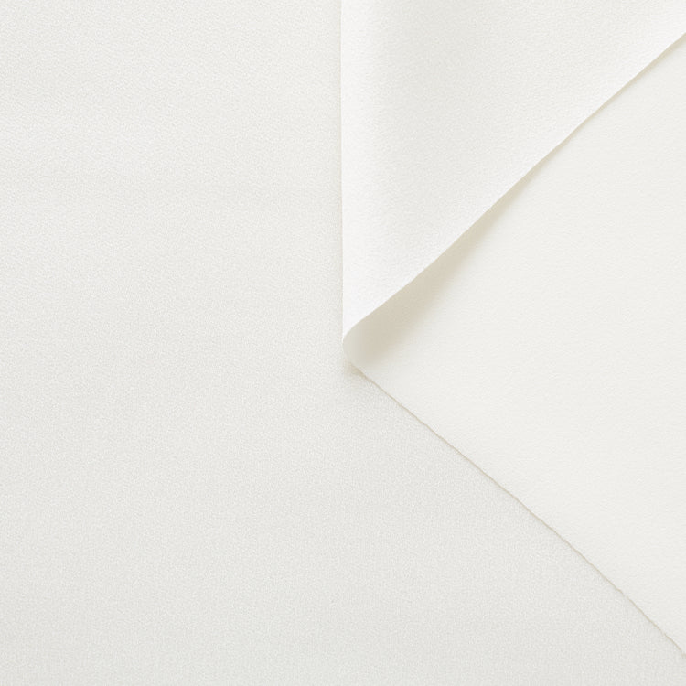 T21C00665 | Fluid Crepe Satin - view 1