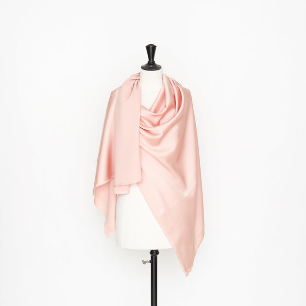T21C00665 | Fluid Crepe Satin