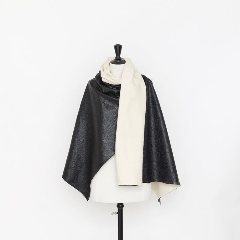 T22A01062 | Textured Coated Cotton - view 2