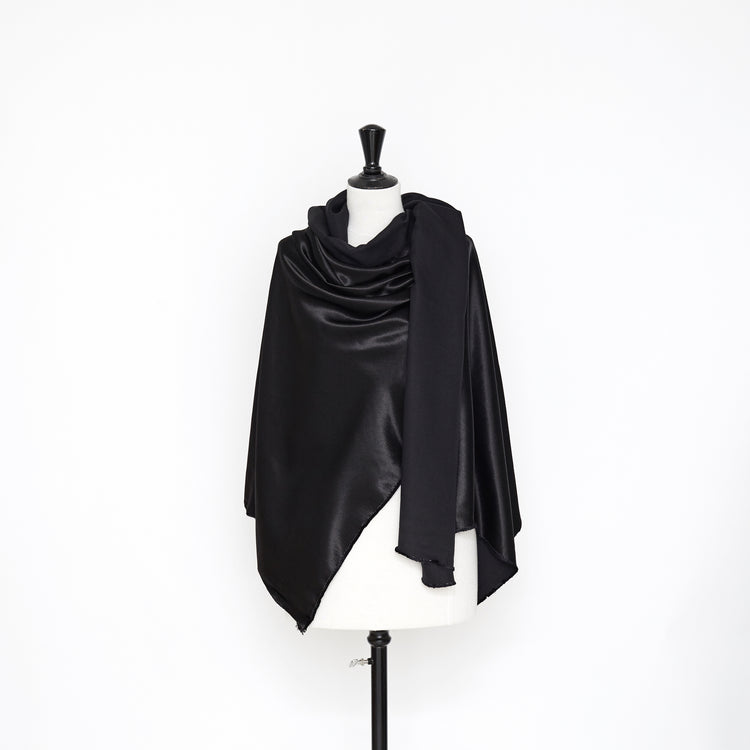 T22A01167 | Heavy Liquid Satin - view 2
