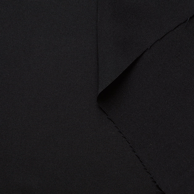 T22A01434 | Fluid Silk Ottoman