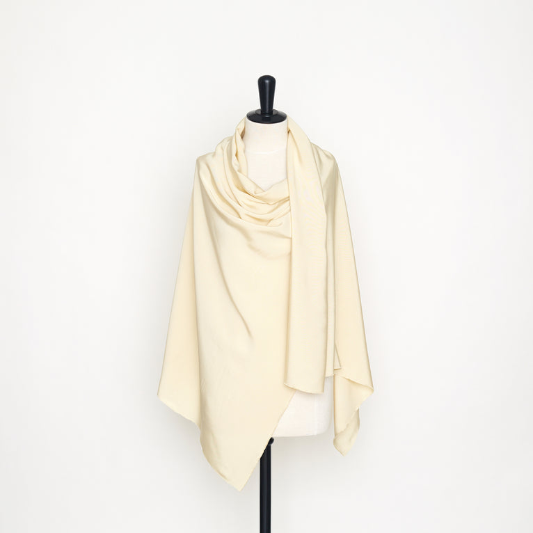 T22A01434 | Fluid Silk Ottoman - view 4