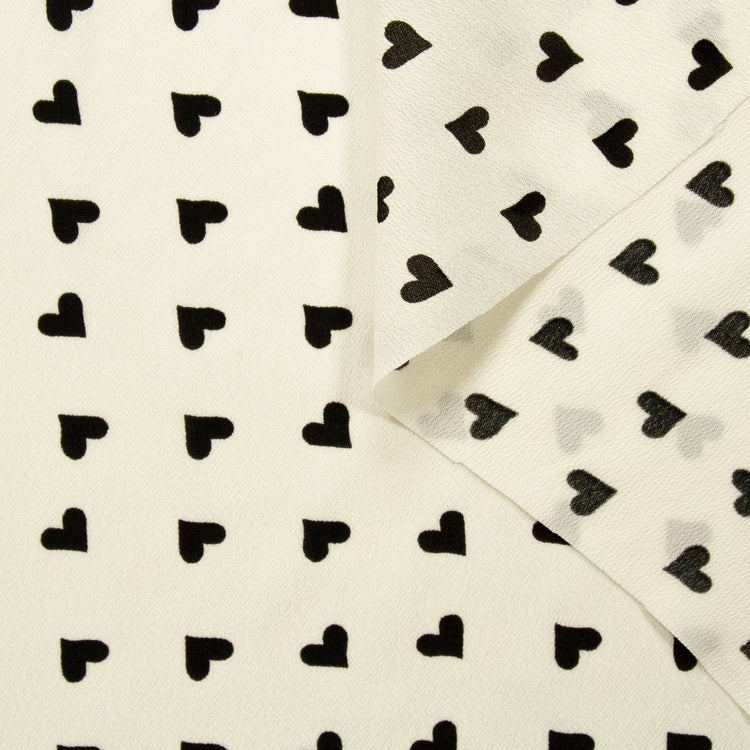 T22A01481 | Fluid Heart Printed Crepe - view 1