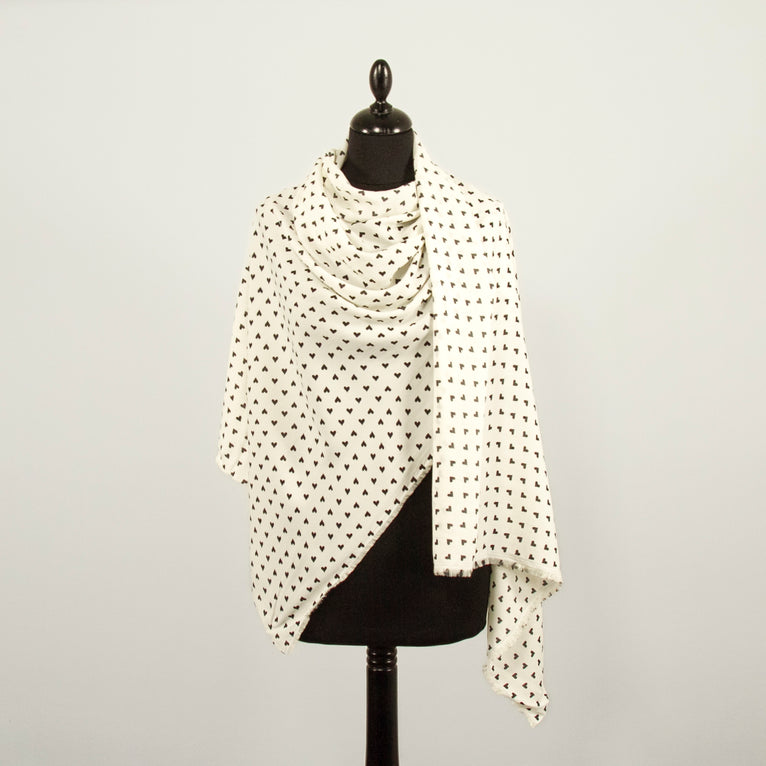 T22A01481 | Fluid Heart Printed Crepe - view 4