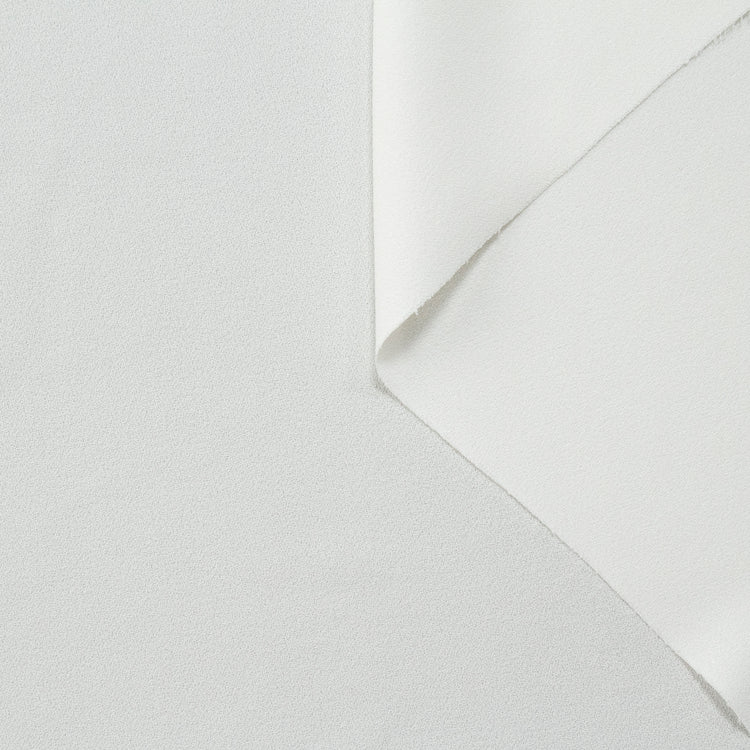 T22A01497 | Thin Fluid Crepe - view 1