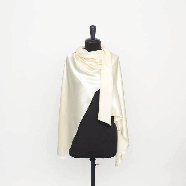 t22a01515 | Satin Liquide Acétate Et Viscose