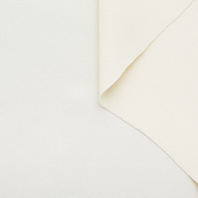 T22A01547 | Fluid Viscose Crepe - view 1