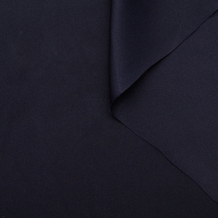 T22A01592 | Silk Drap Satin - view 3