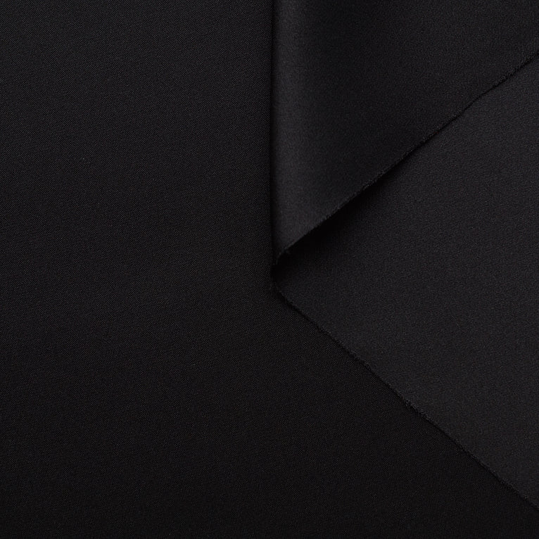 T22A01592 | Silk Drap Satin - view 4