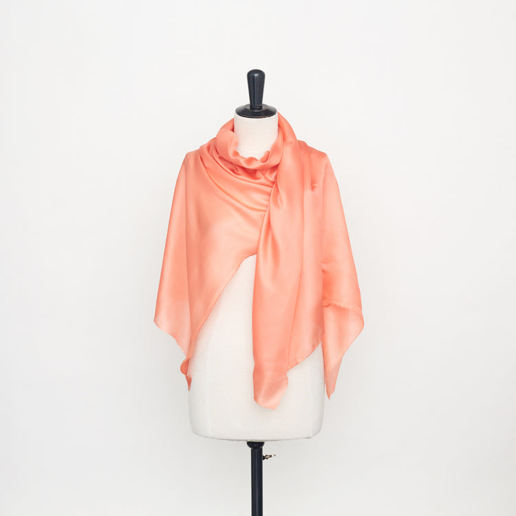 T22A01598 | Light Shiny Silk Twill - view 2