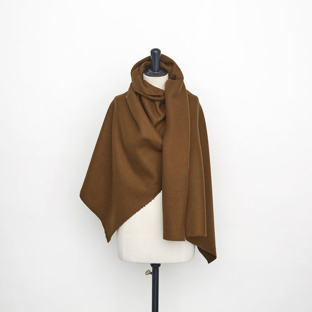 T22A01600 | Splittable Cashmere Drap