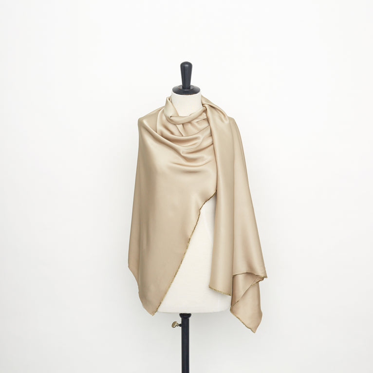 T22A01612 | Shiny Viscose Cady - view 2