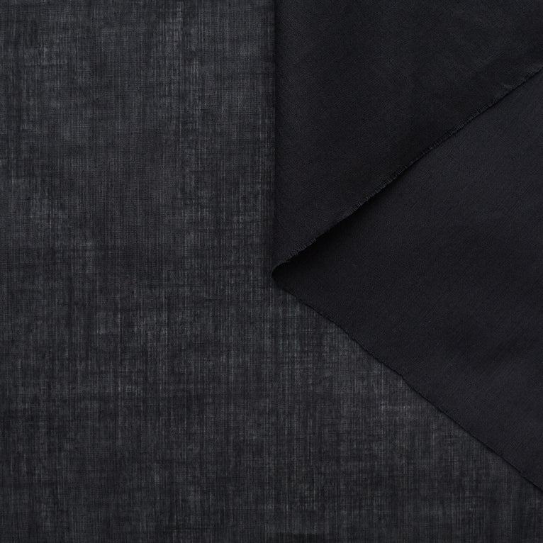 T22A01647 | Cotton Batiste - view 2