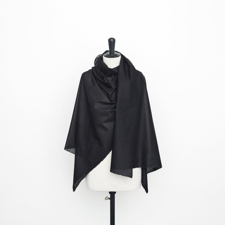 T22A01647 | Cotton Batiste - view 3