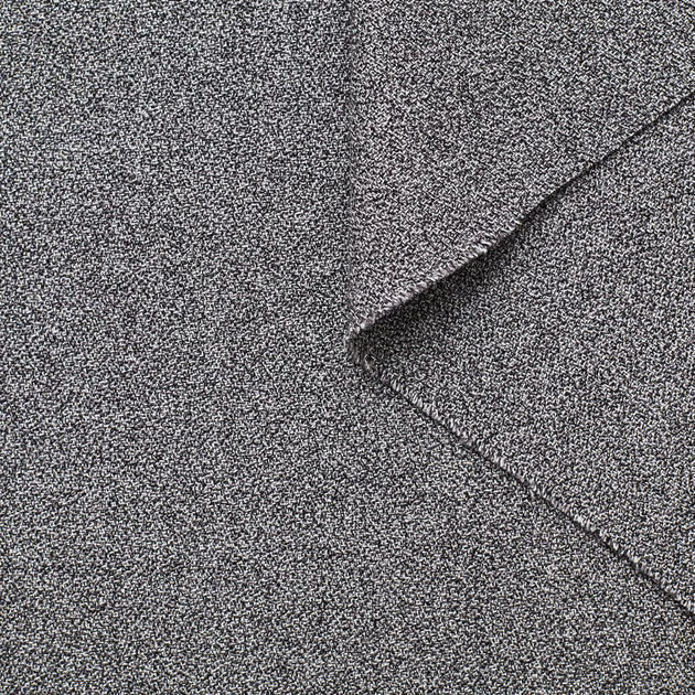 T22A01664 | Pixellised Crepe Sable