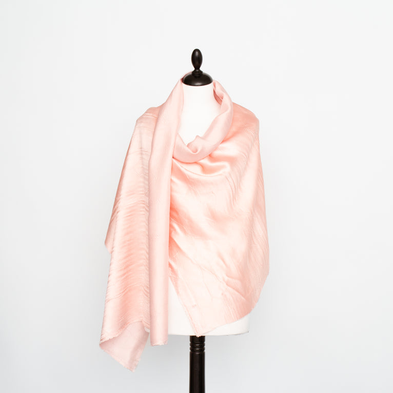 T22A01703 | Crinckled Glossy Satin - view 2