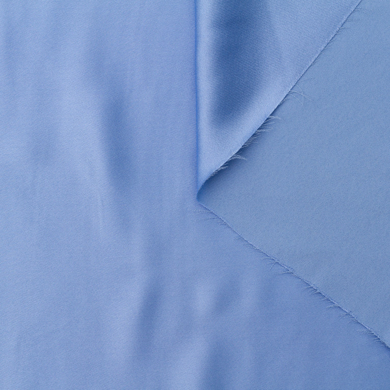 T22A01712 | Glossy Viscose Satin - view 2