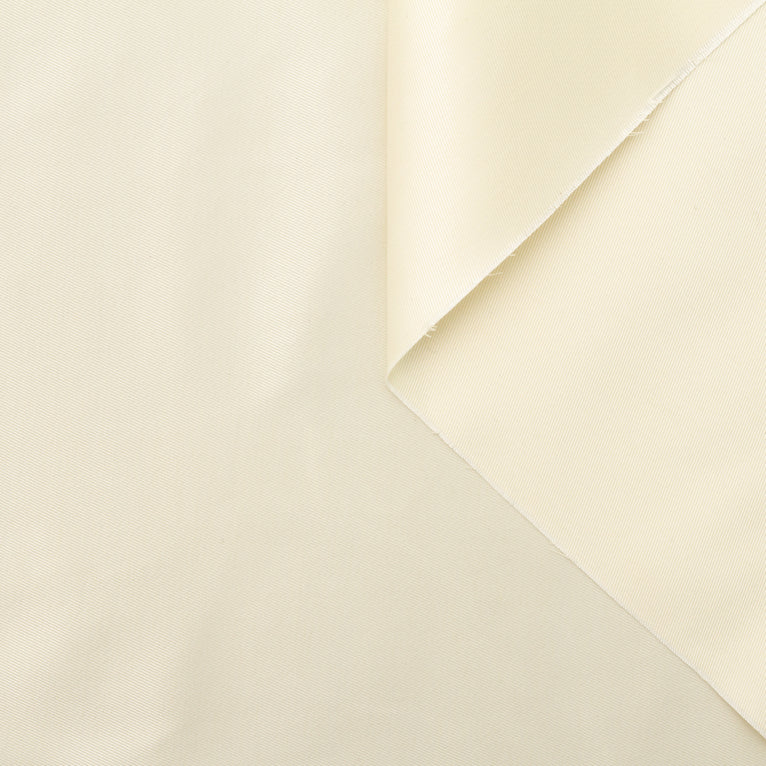 T22A01763 | Wool &amp; Silk Chintz Twill - view 3