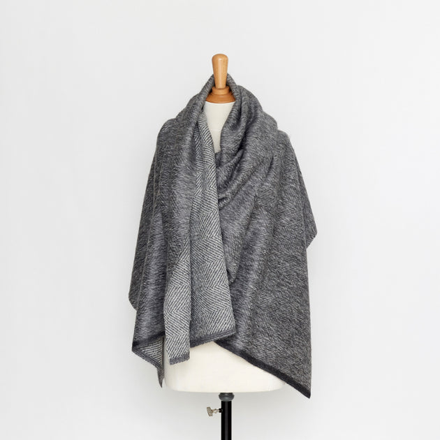 T22A01789 | Hairy Alpaca Suiting
