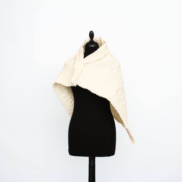T22A01826 | Moulded Cloqué Jacquard