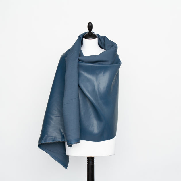 T22A01833 | WR Chintzed Linen & Acetate Canvas
