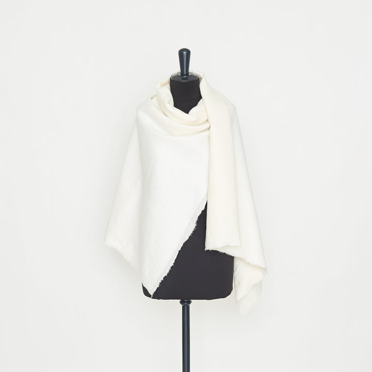 t22a01844 | Drap de Laine Duveteux - vue 3