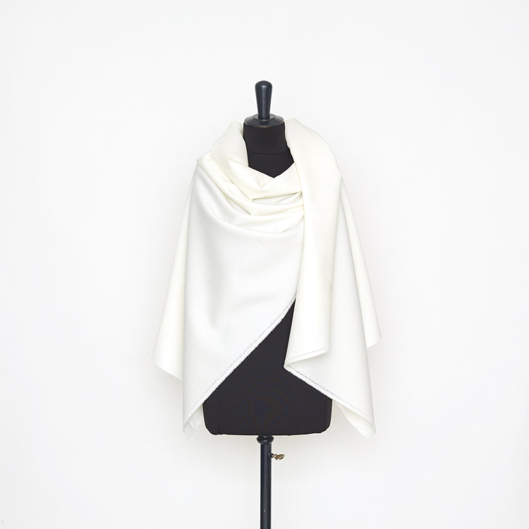 T22B03173 | Dry Wool Grain de Poudre - view 2