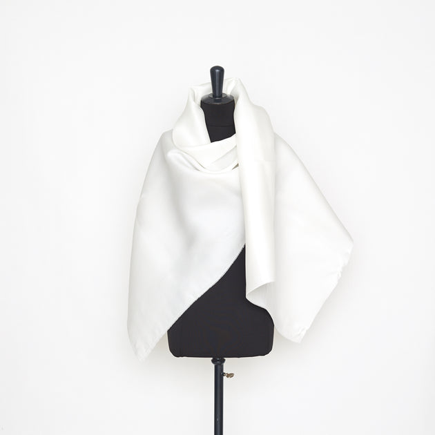 T22B03174 | Silk Gazar
