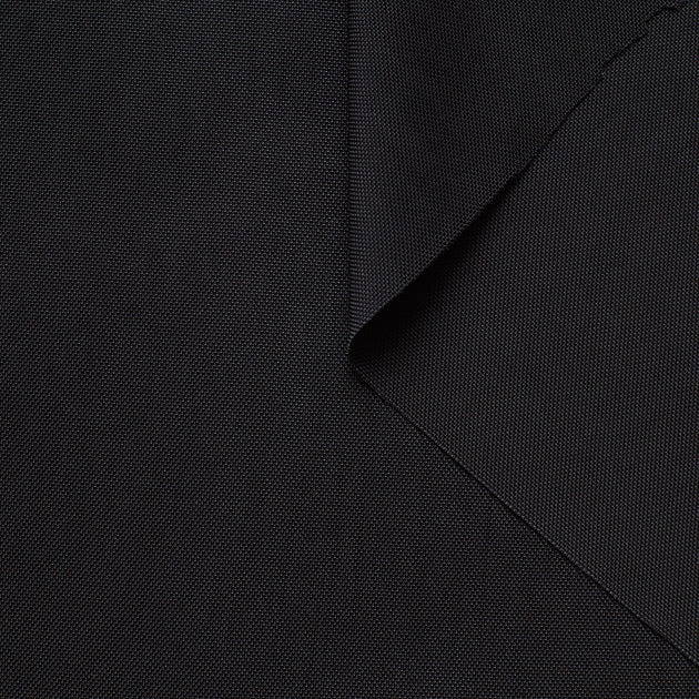 T22B03182 | Super Fluid Technical Canvas